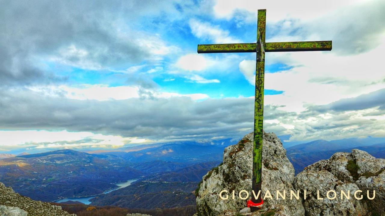 La Terrazza Sul Lago Turano Vermiglio Zewnętrze zdjęcie